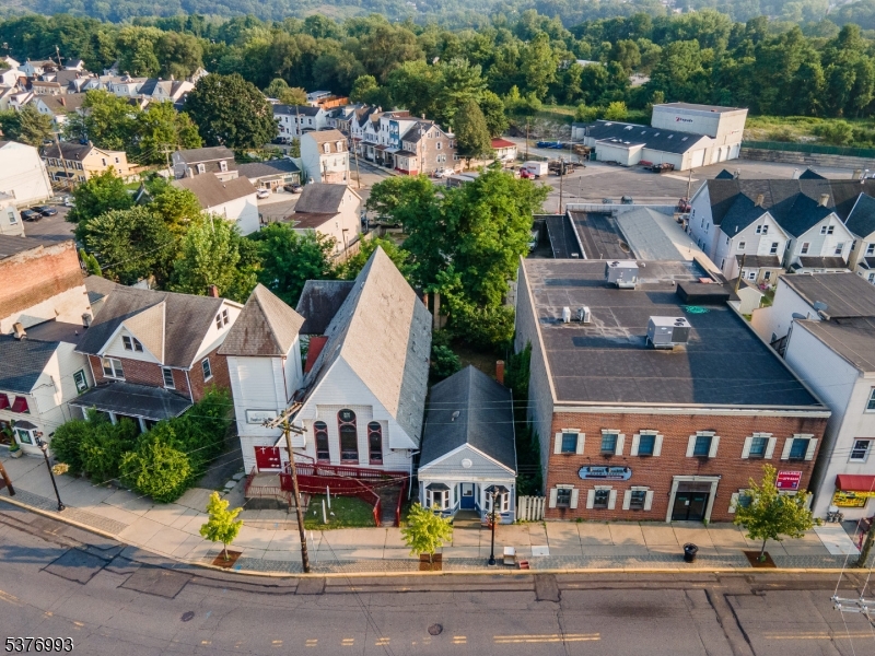 324 S Main St