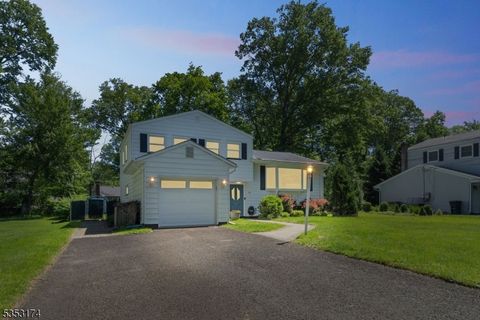 76 Briarwood Dr E Berkeley Heights Twp. NJ 07922