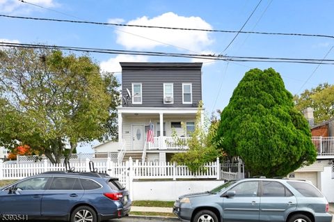 126 MacArthur Ave Garfield City NJ 07026