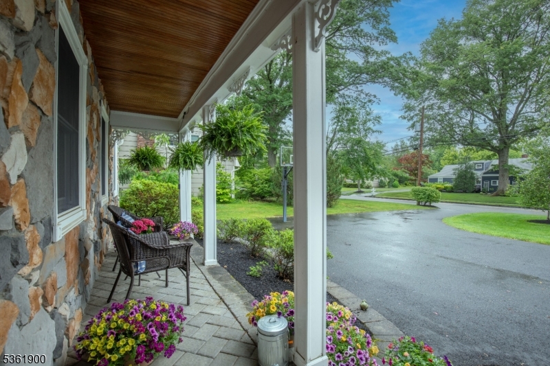 23 Juniper Way