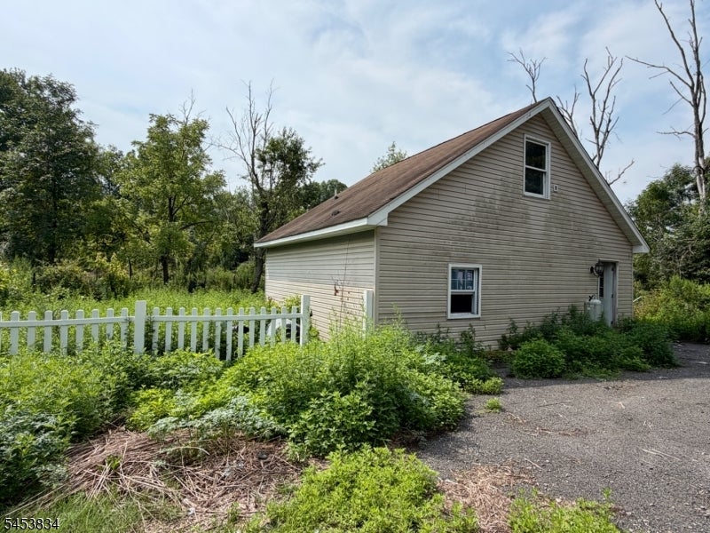 1056 State Route 57
