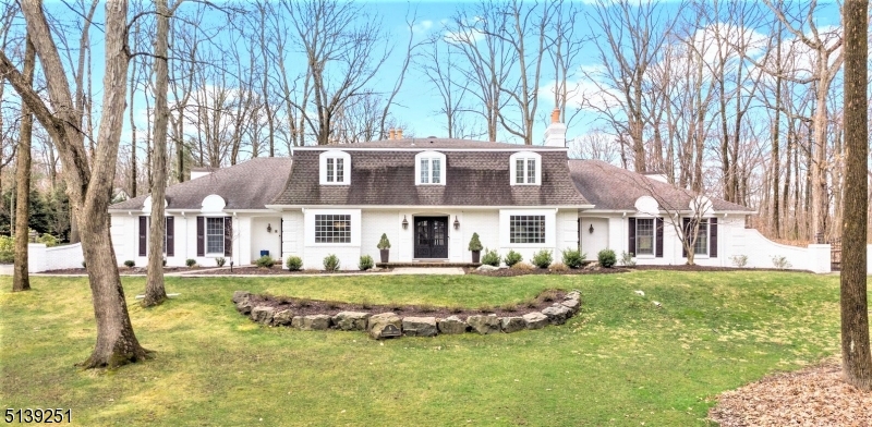 5 Sherwood Dr