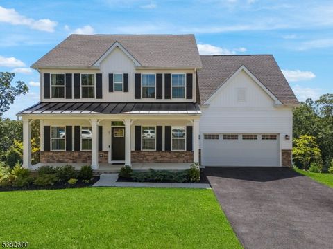 37 Esposito Ln Roxbury Twp. NJ 07850