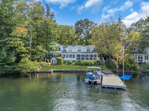 134 Lake End Rd Rockaway Twp. NJ 07435