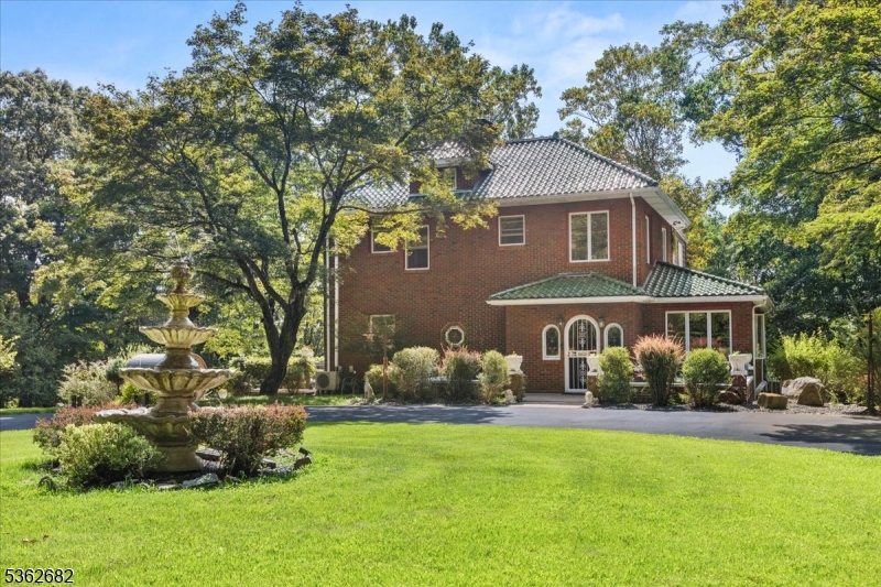 761 Backhus Estate Rd