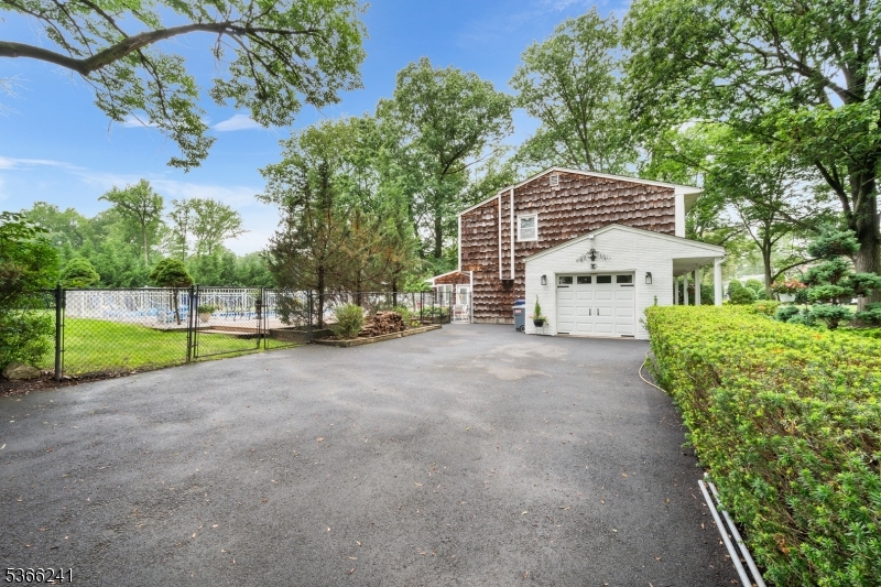 120 Fairview Rd