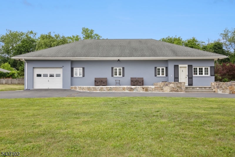 52 Charlestown Rd