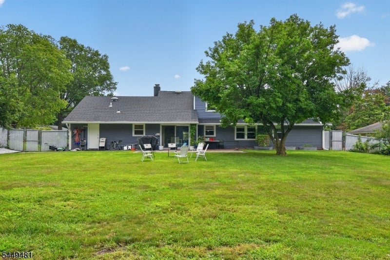 62 Macafee Rd