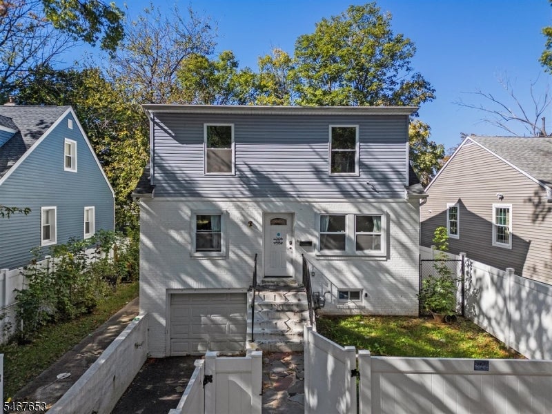 15 Chelsea Ave