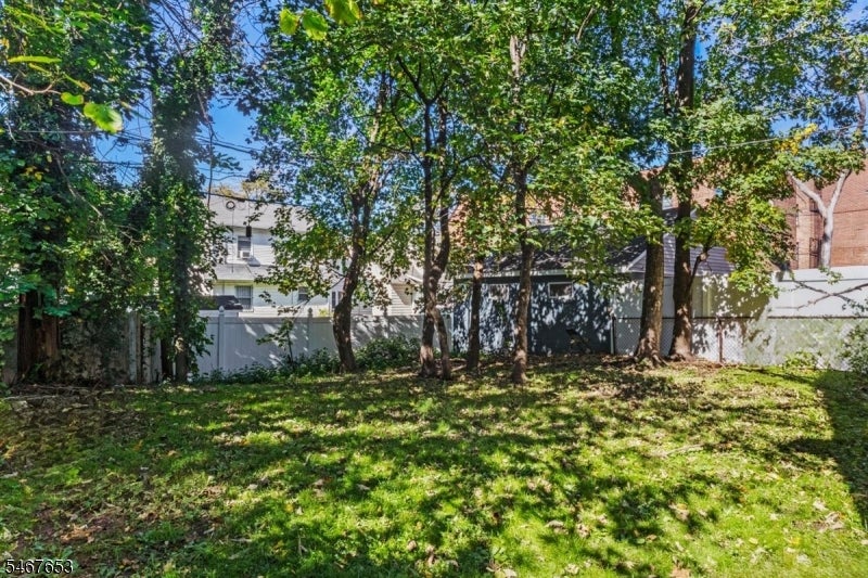 15 Chelsea Ave