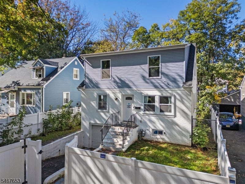 15 Chelsea Ave