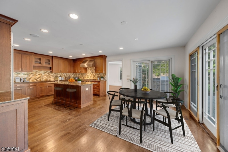 496 White Oak Ridge Rd