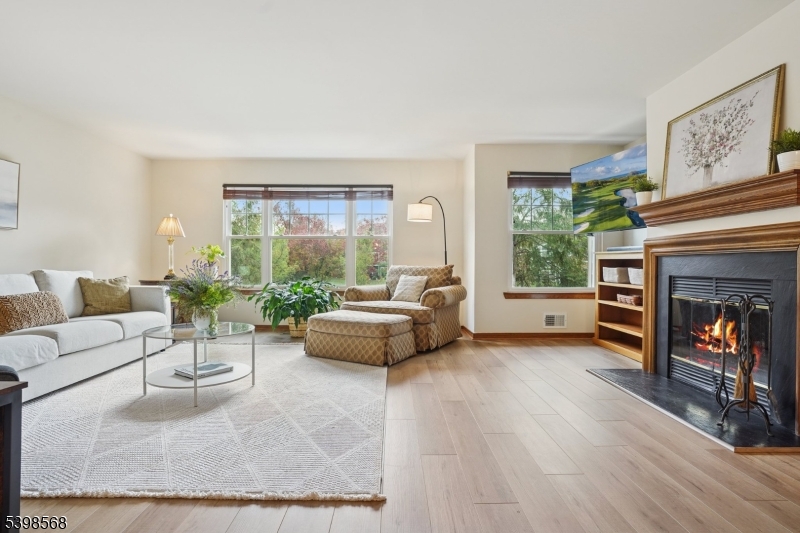 356 Greenfield Rd 356