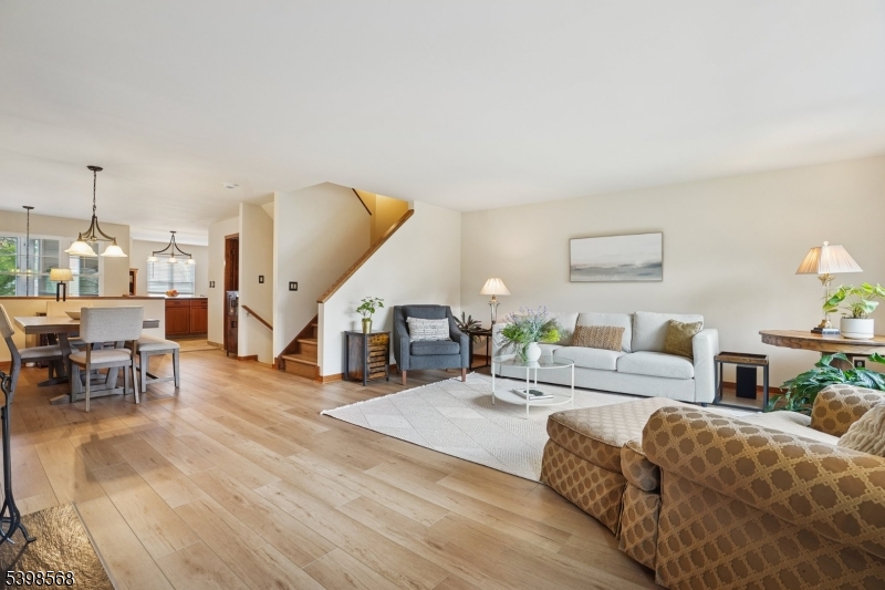 356 Greenfield Rd 356