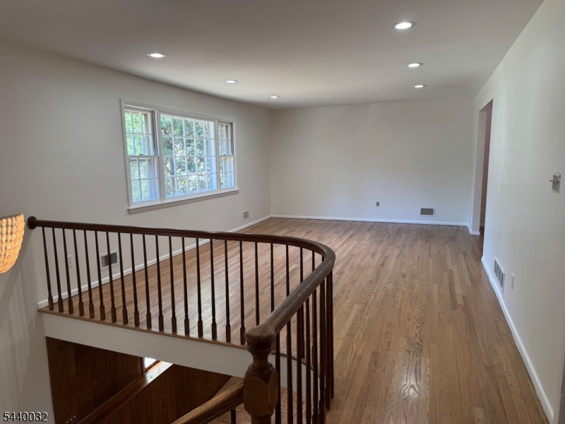 76 Cider Mill Rd