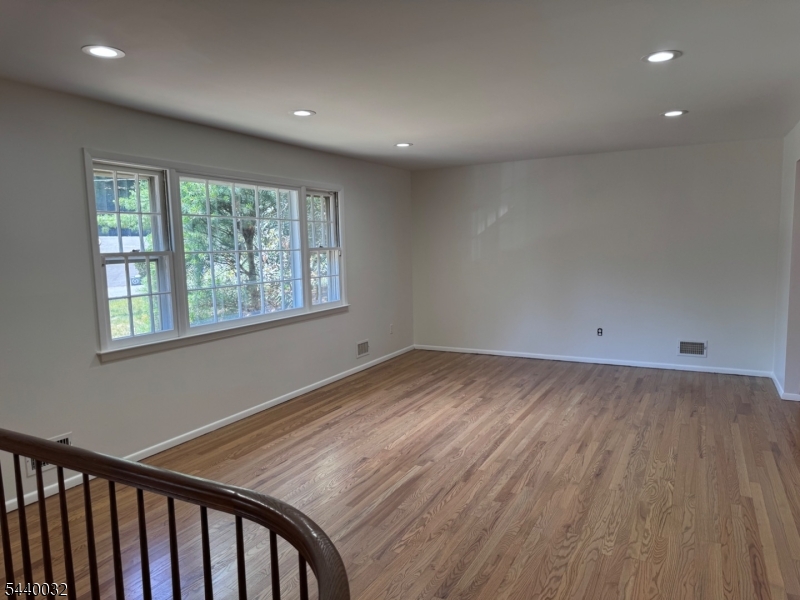 76 Cider Mill Rd