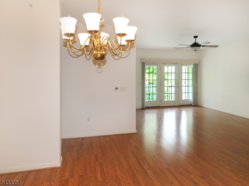 4020 Brookfield Glen Dr