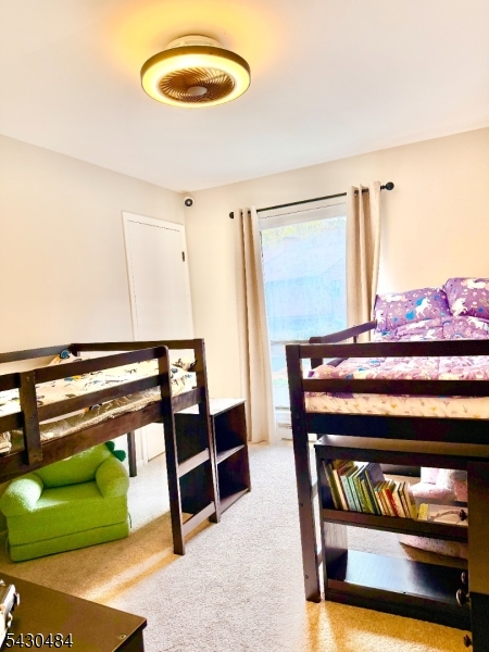 528 Upperway