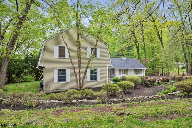 14 Long Ridge Rd