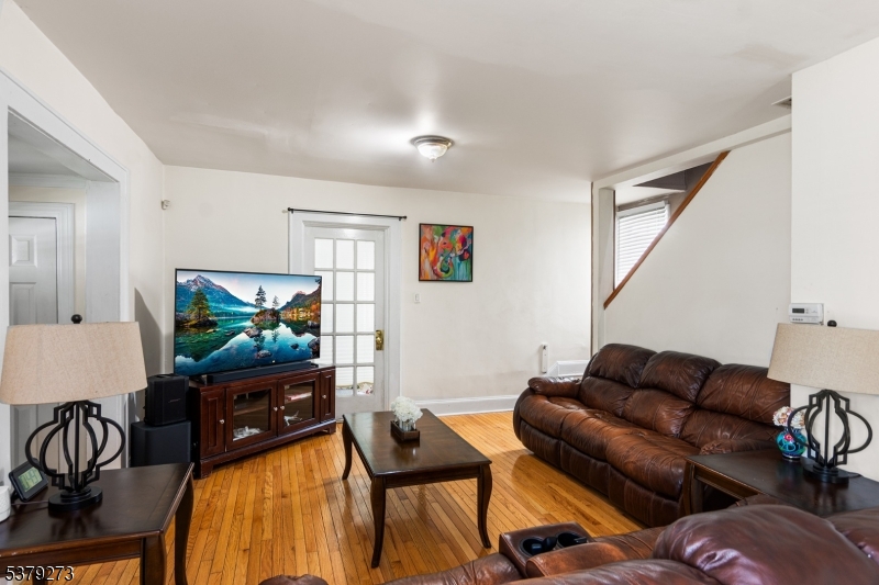 1648 Dill Ave