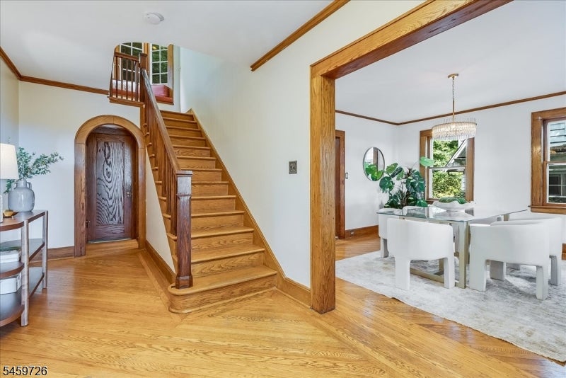 52 Warfield St