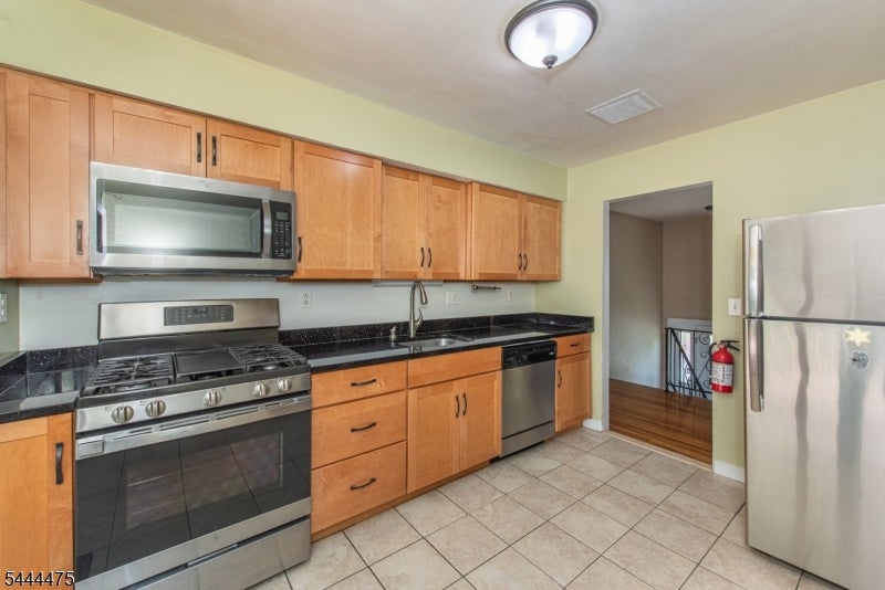 29 Downstream Dr
