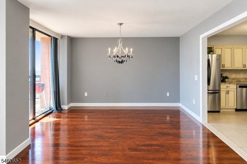 1328 Harmon Cove Tower