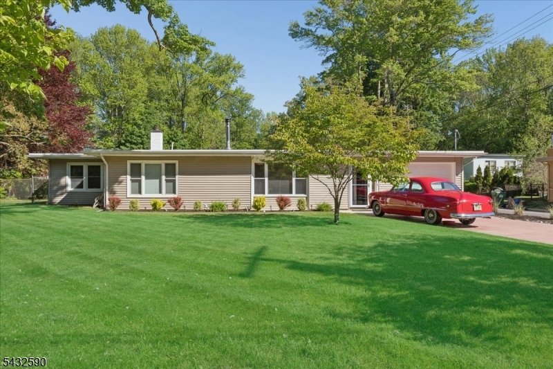 1 Cedar Ct