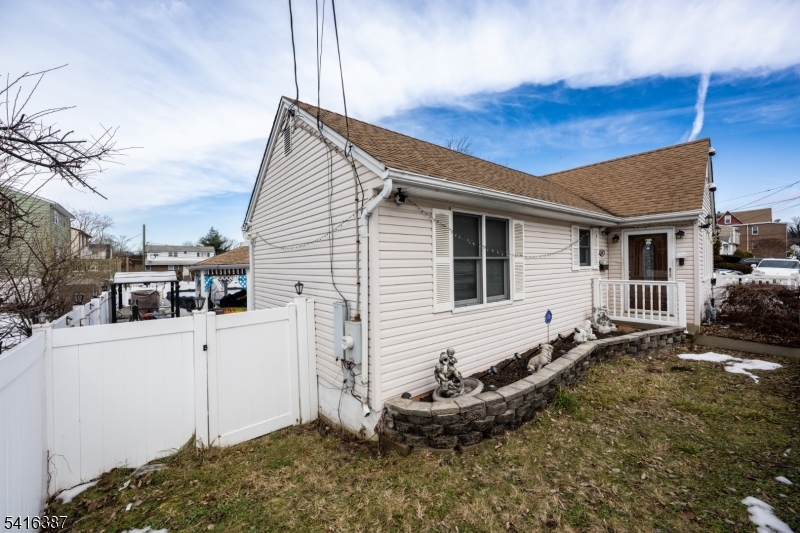 52 Mount Pleasant Ave