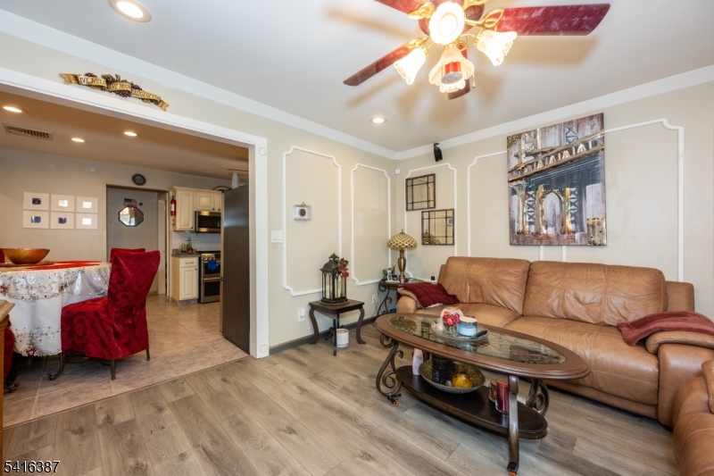 52 Mount Pleasant Ave