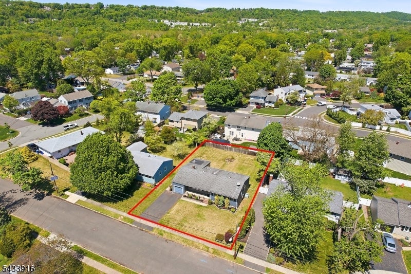 154 Mulberry Ln