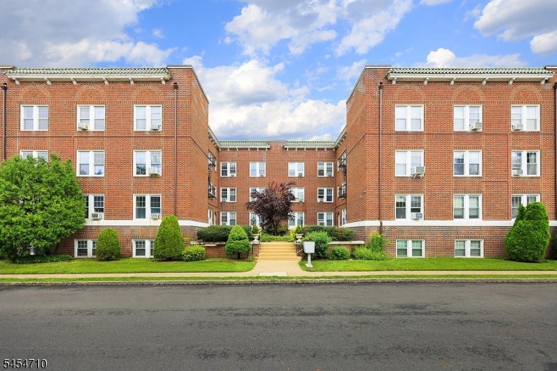 2 Altamont Ct 7