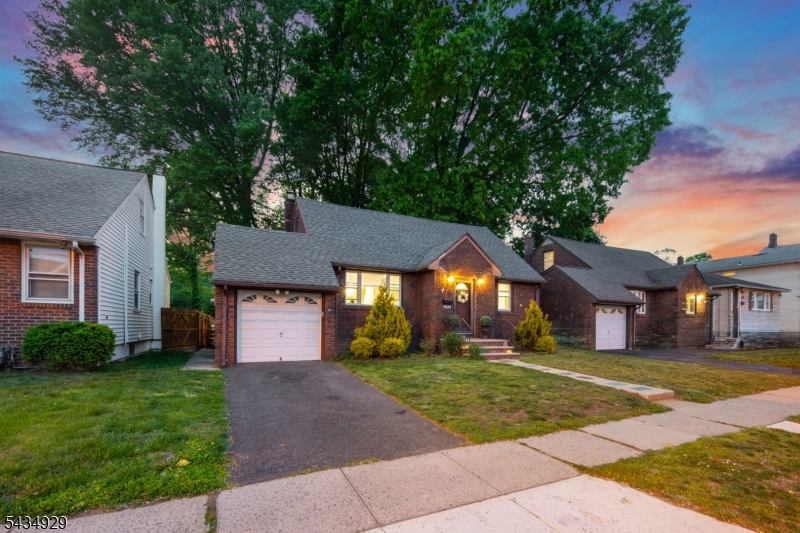 232 W Linden Ave