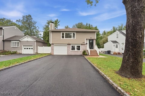 Photo for 616 Cranford Ave