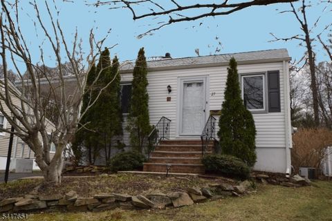 27 Grant Ave New Providence Boro NJ 07974