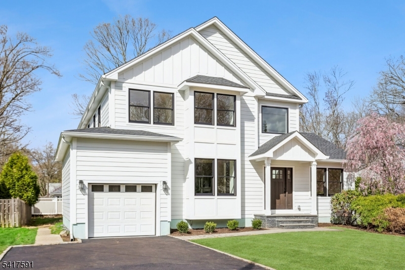 107 Pleasantview Ave