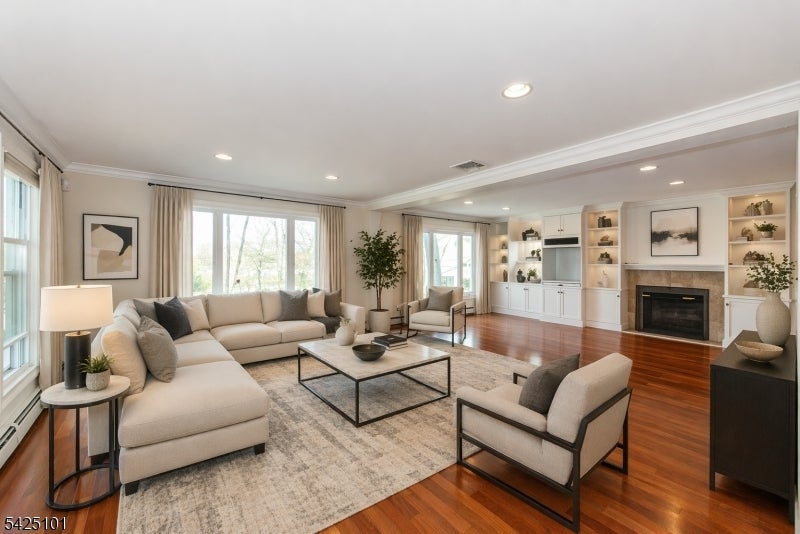 7 Fernwood Trl