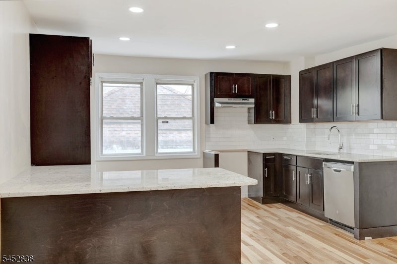 21 Sherman Ct