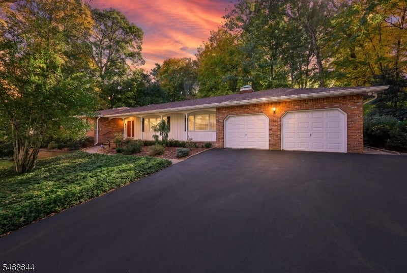 11 Colona Rd
