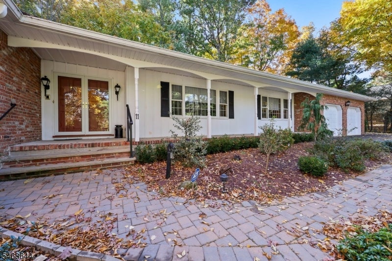 11 Colona Rd