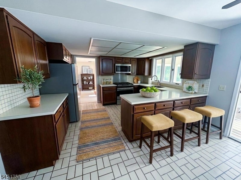 189 Parker Rd