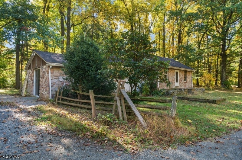 419 Mine Rd
