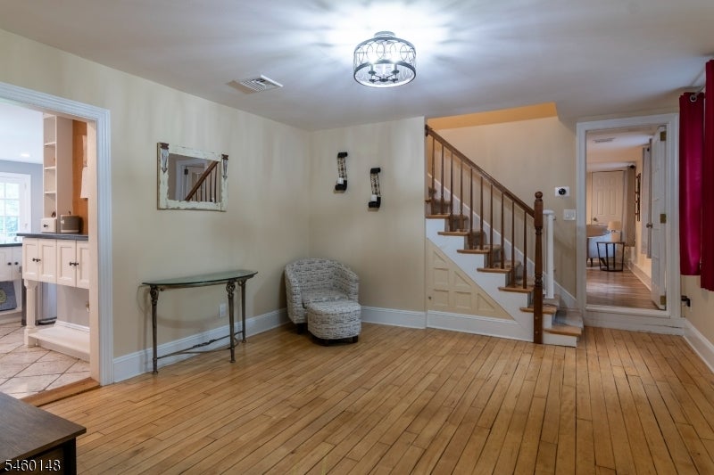 6 Dogwood Hl