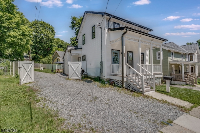 75 High St