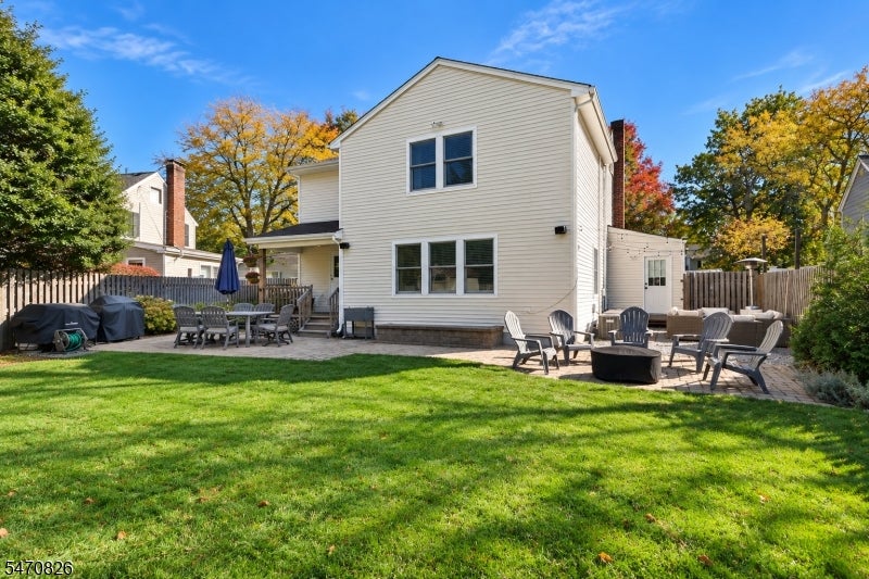 60 Stiles Ave