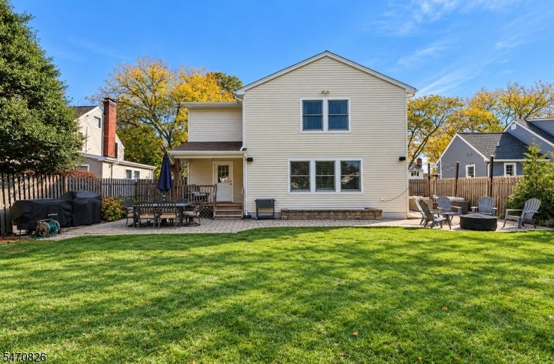 60 Stiles Ave