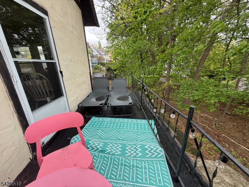 775 Bloomfield Ave 2