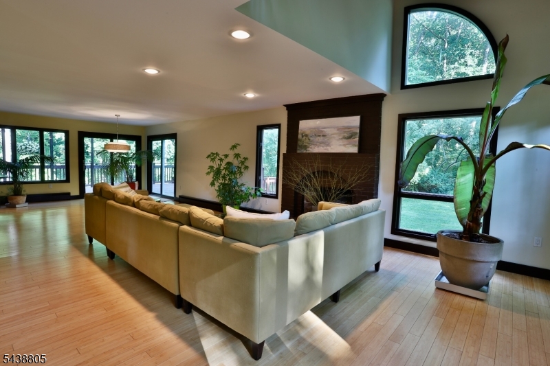 4 Deerwood Dr