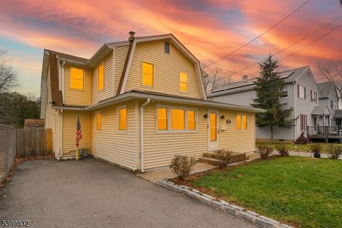 32 Grove St Wanaque Boro NJ 07465