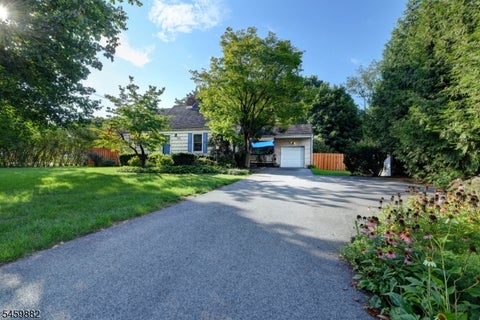 Photo for 39 Sunset Rd
